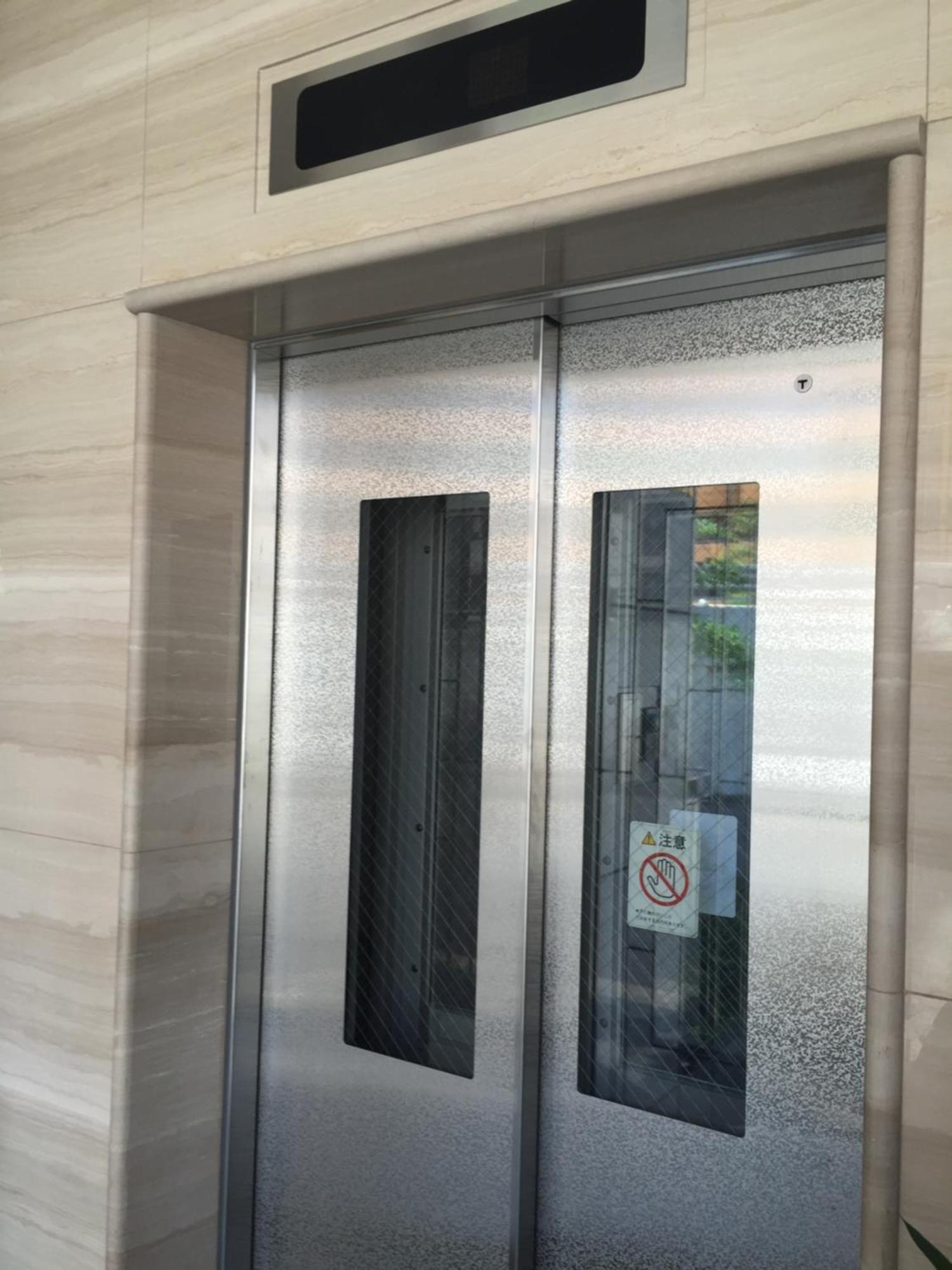 Career Cooporation Hotel Osaka Bagian luar foto