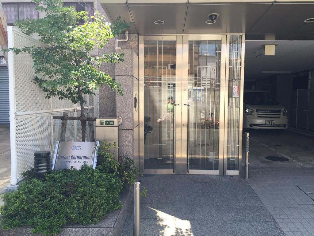 Career Cooporation Hotel Osaka Bagian luar foto