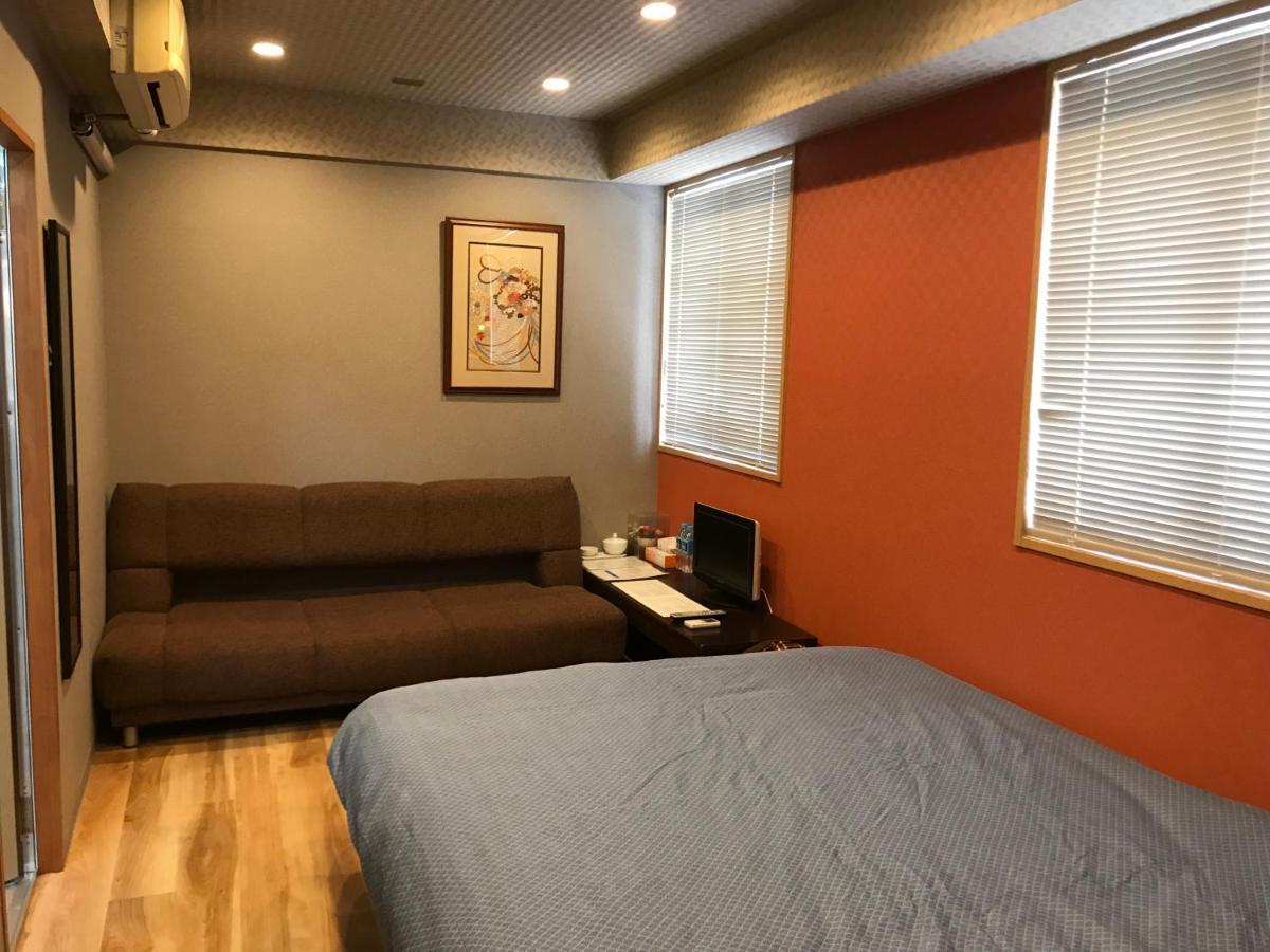 Career Cooporation Hotel Osaka Bagian luar foto